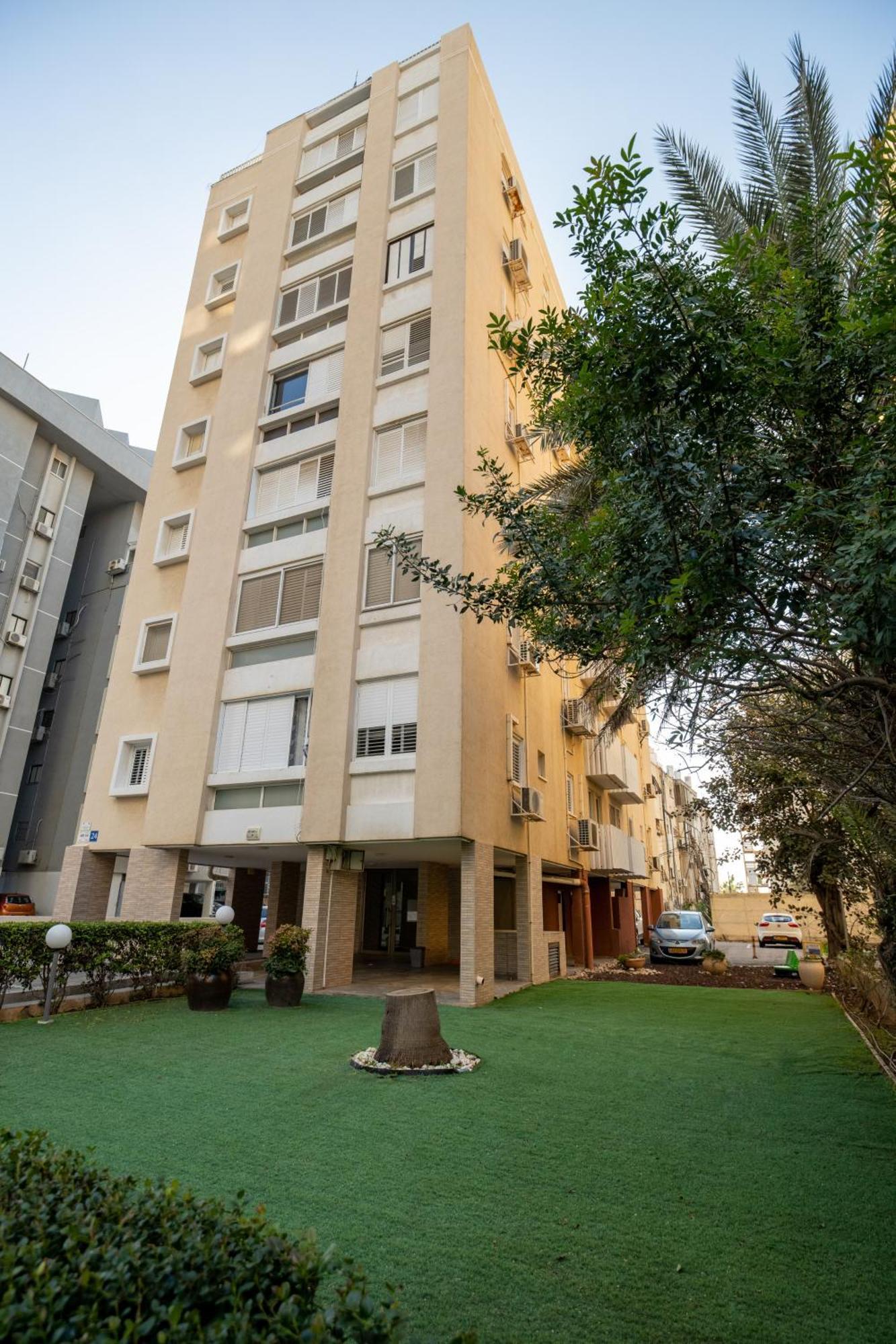 Roof Top 3 Floors Νετάνια Εξωτερικό φωτογραφία