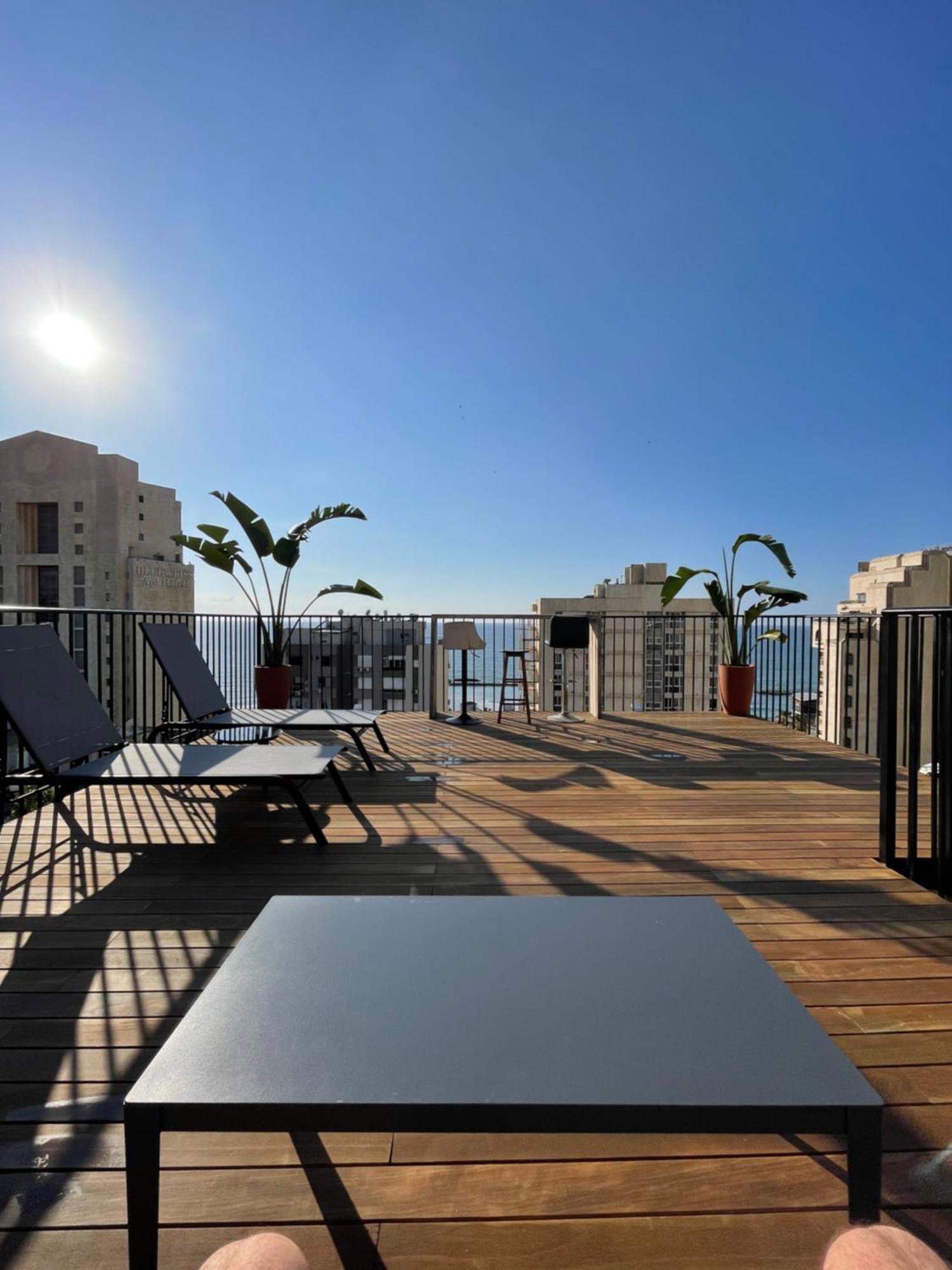 Roof Top 3 Floors Νετάνια Εξωτερικό φωτογραφία